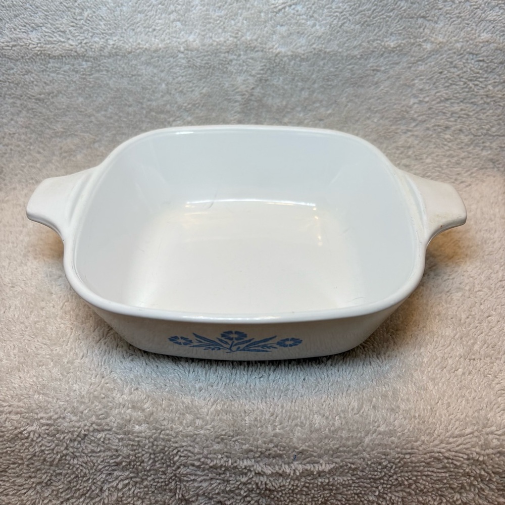 CorningWare Cornflower Small Casserole Dish P-41-B, 12oz, NO LID, EUC - Picture 2 of 7